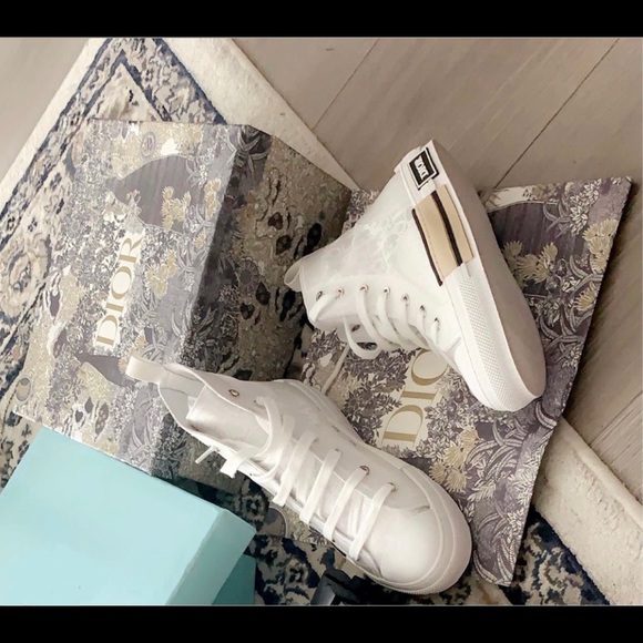 Dior b23 oblique high top sneakers - Picture 3 of 8